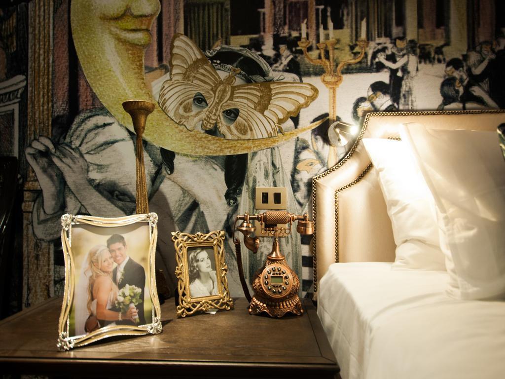 Playhaus Thonglor Hotell Bangkok Exteriör bild