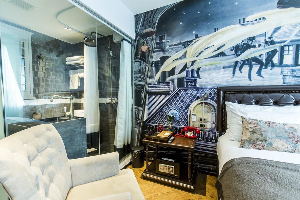 Playhaus Thonglor Hotell Bangkok Exteriör bild