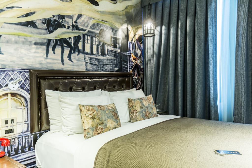 Playhaus Thonglor Hotell Bangkok Exteriör bild